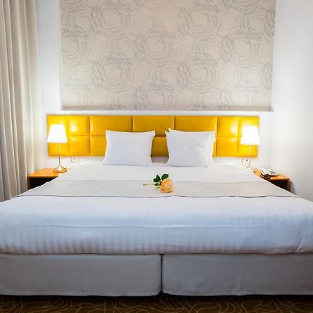 Best Western Hotel Lev Or I 부쿠레슈티 외부 사진